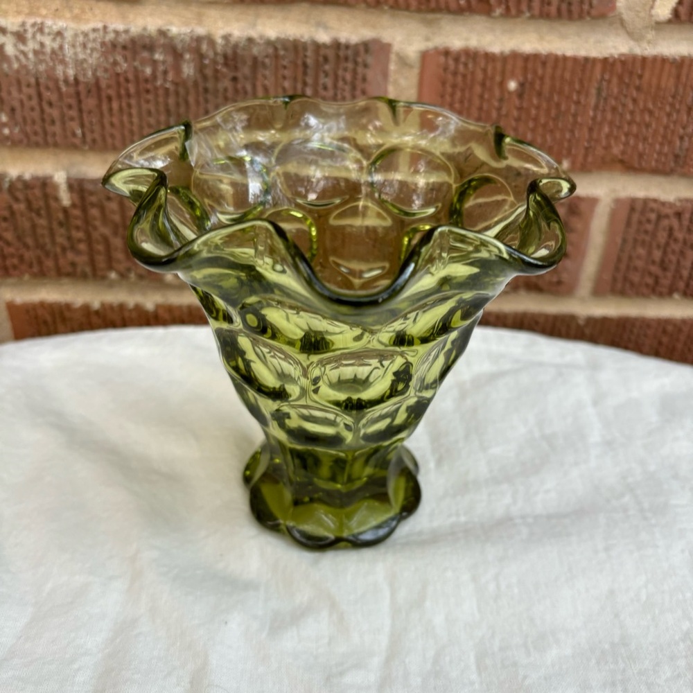 Imperial glass Co. HEISEY provincial green Bud Vase 5.25” Made in USA